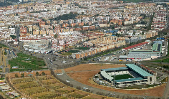 El gobierno municipal reitera que cualquier reforma del estadio Arcángel sólo afectará al perímetro de la instalación deportiva El gobierno municipal reitera que cualquier reforma del estadio Arcángel sólo afectará al perímetro de la instalación deportiva