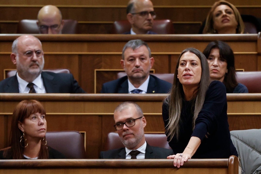 Junts pide al Gobierno los detalles del traspaso de Cercanías a las CCAA y por qué se ha optado por "el café para todos" Junts pide al Gobierno los detalles del traspaso de Cercanías a las CCAA y por qué se ha optado por "el café para todos"