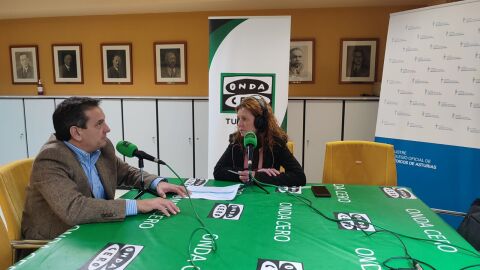 Luis Antu&ntilde;a, decano del Colegio de M&eacute;dicos de Asturias en Mas de Uno Oviedo