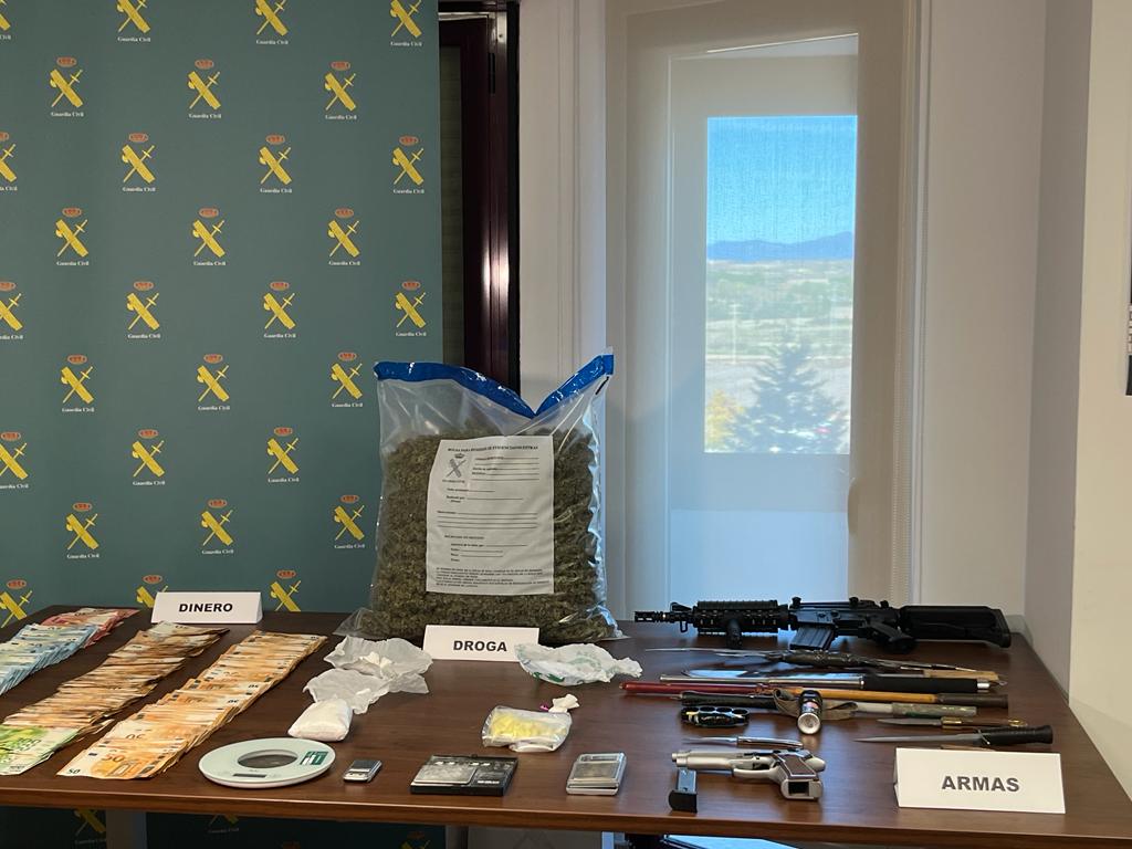 Desarticulada una red de venta de drogas en Grañén y Huesca Desarticulada una red de venta de drogas en Grañén y Huesca