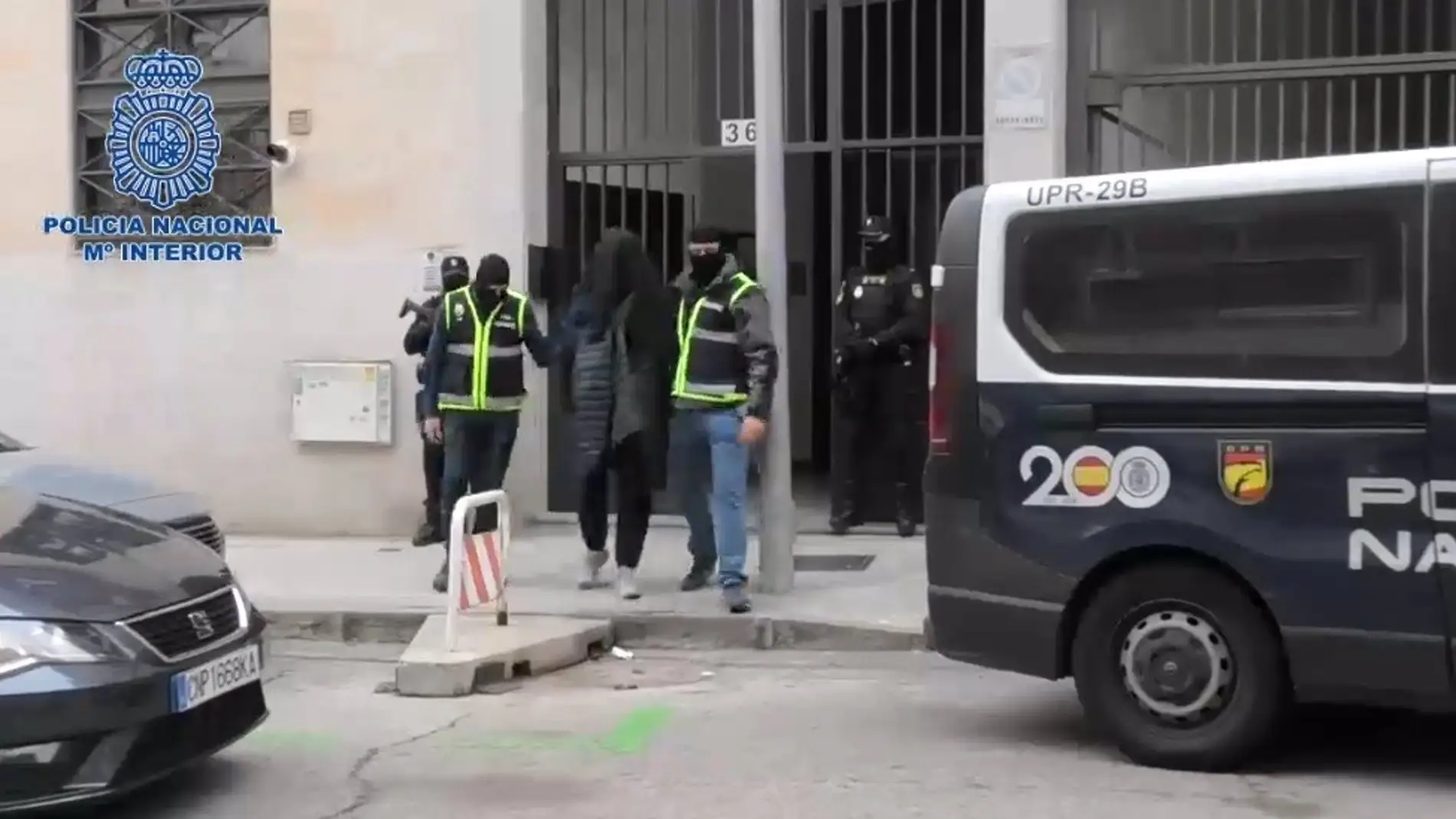 La Policía atribuye a dos imanes en Badajoz y Zaragoza integrar una red que financia una milicia de Al Qaeda en Siria
