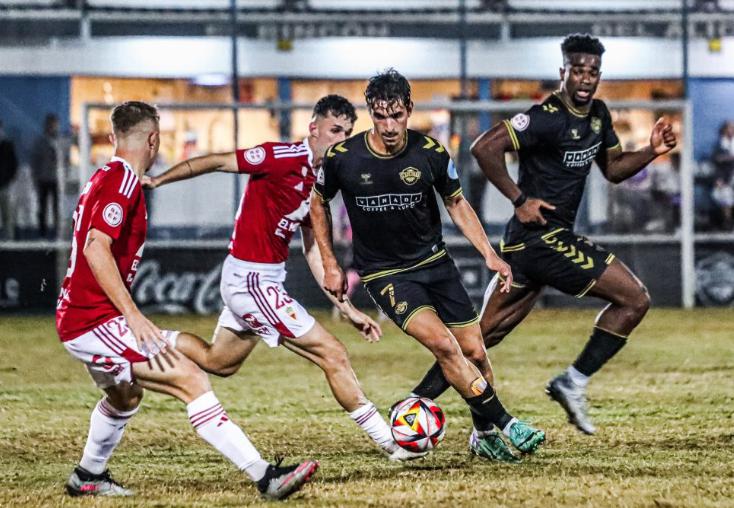 El Intercity empata sin goles contra un Murcia irregular El Intercity empata sin goles contra un Murcia irregular