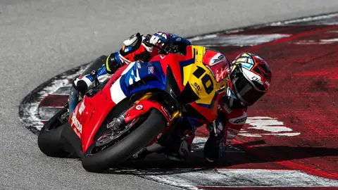 Unai Orradre campeón de España Superstock 1000 Unai Orradre campeón de España Superstock 1000