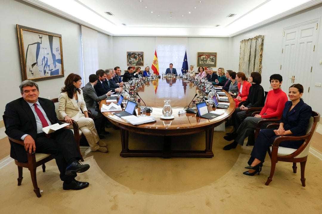 Tertulia: ¿Tendrá gran capacidad para legislar el nuevo Gobierno de coalición? Tertulia: ¿Tendrá gran capacidad para legislar el nuevo Gobierno de coalición?