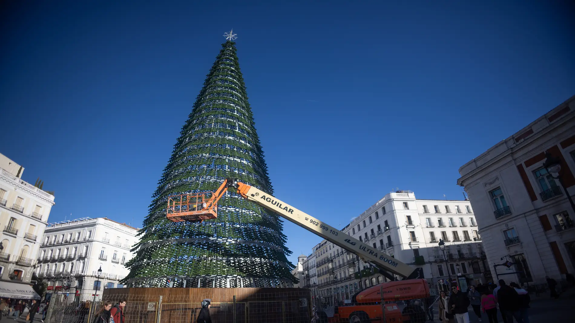 Cuándo y a qué hora encienden las luces de Navidad en Madrid: los mejores sitios para verlas