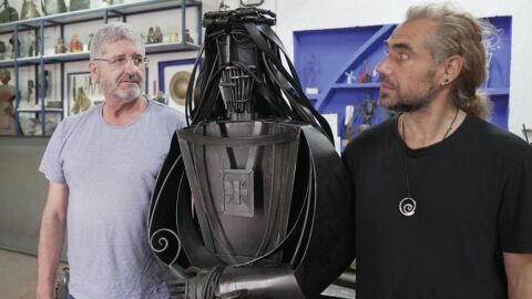 Txema Teno junto al Padre Echeverr&iacute;a