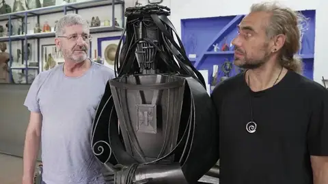 Txema Teno junto al Padre Echeverría Txema Teno junto al Padre Echeverría