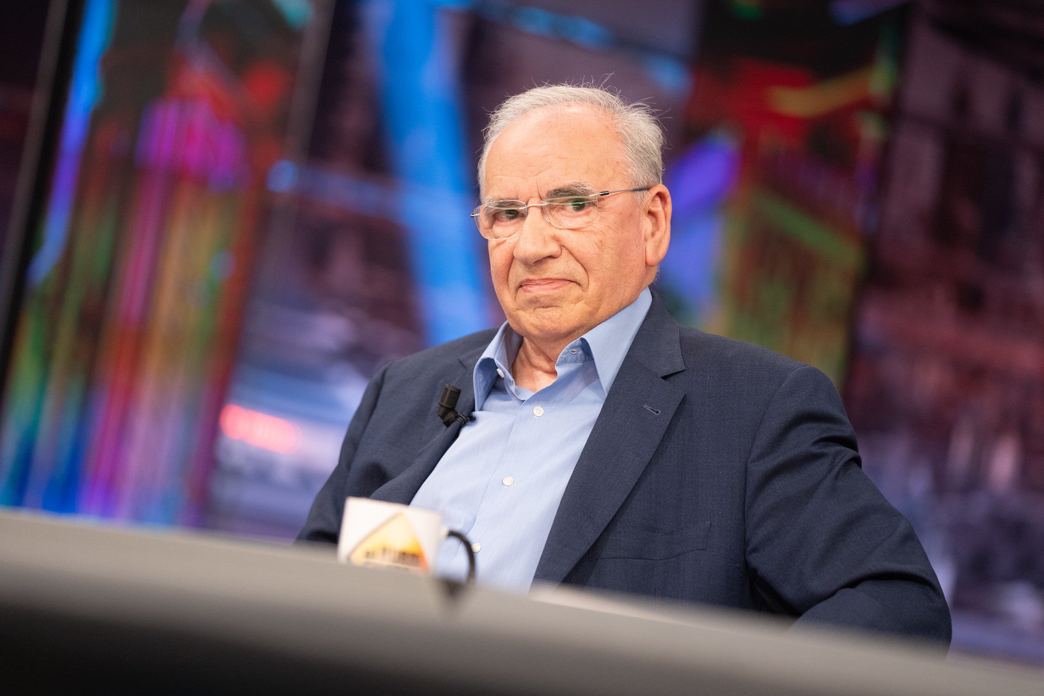 Alfonso Guerra vuelve a cargar contra Sánchez por dar amnistía a los que "dieron un golpe de Estado" Alfonso Guerra vuelve a cargar contra Sánchez por dar amnistía a los que "dieron un golpe de Estado"