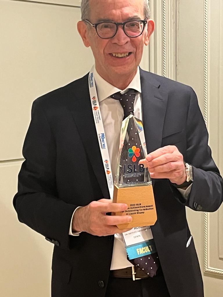 El doctor Rafael Rosell: "Hem de ser optimistes amb el càncer de pulmó" El doctor Rafael Rosell: "Hem de ser optimistes amb el càncer de pulmó"