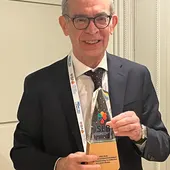 El doctor Rafael Rosell ha estat reconegut aquesta setmana pels seus treballs en la biòpsia líquida. El doctor Rafael Rosell ha estat reconegut aquesta setmana pels seus treballs en la biòpsia líquida.