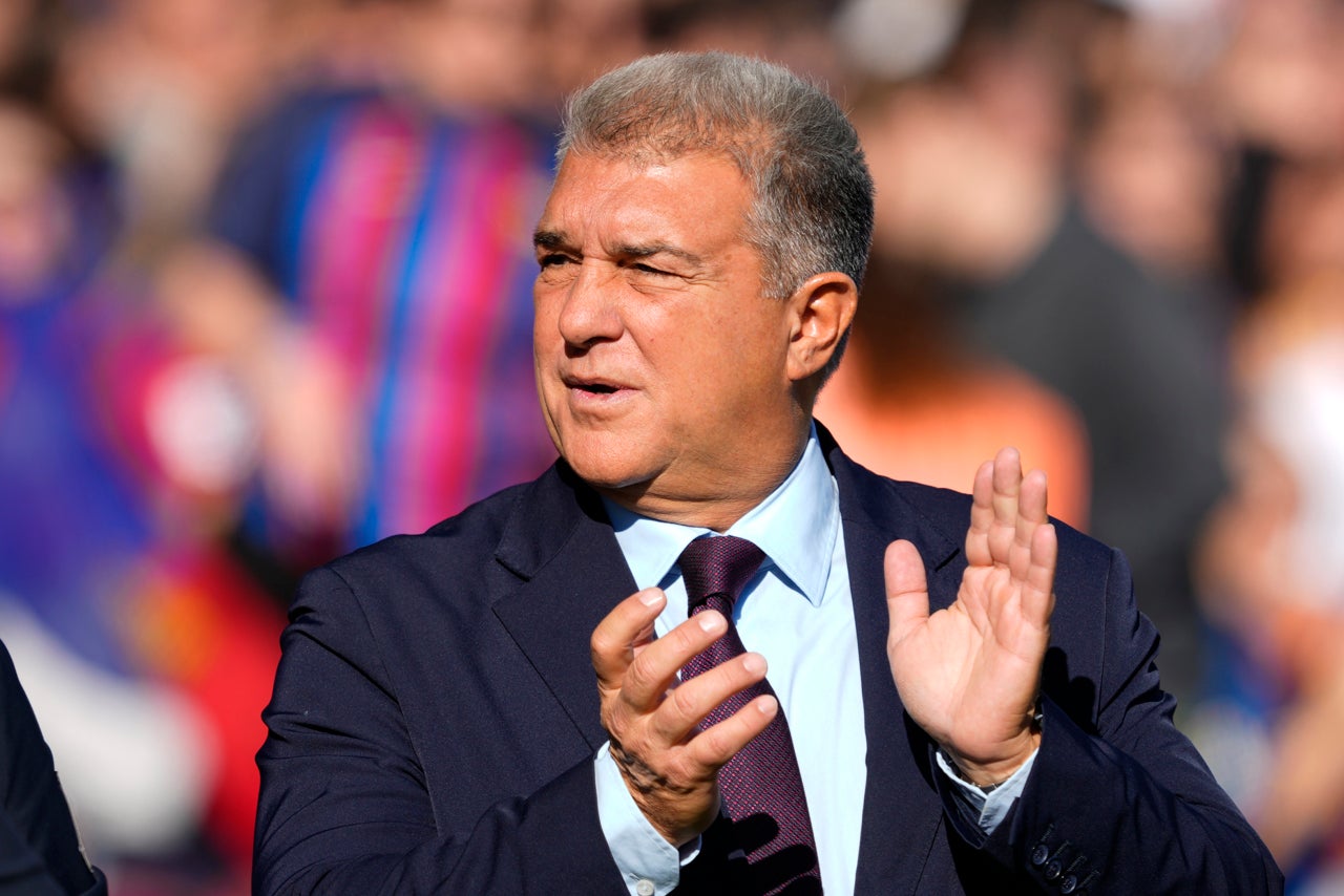 Laporta cree que Xavi tiene plantilla suficiente para acabar la temporada Laporta cree que Xavi tiene plantilla suficiente para acabar la temporada