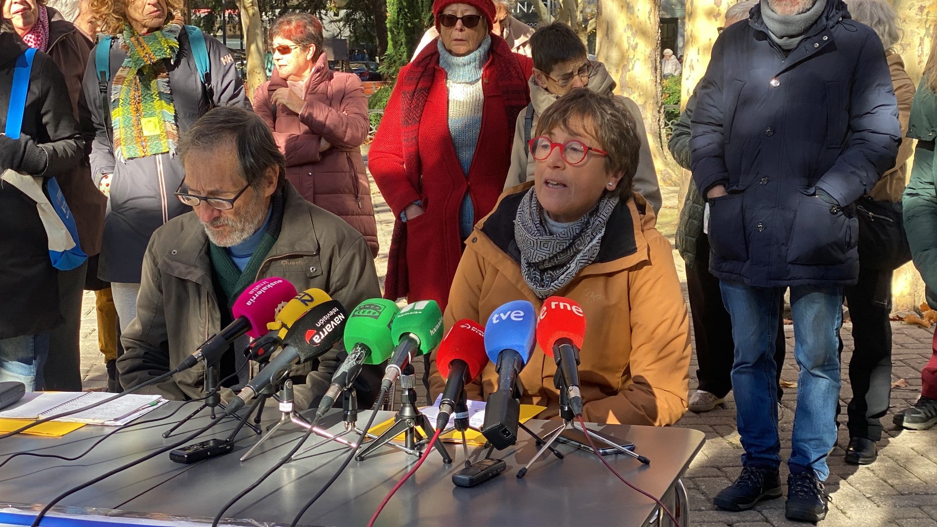 "Hay más de 700 plazas de parking vacías en el entorno de la calle Sangüesa" "Hay más de 700 plazas de parking vacías en el entorno de la calle Sangüesa"