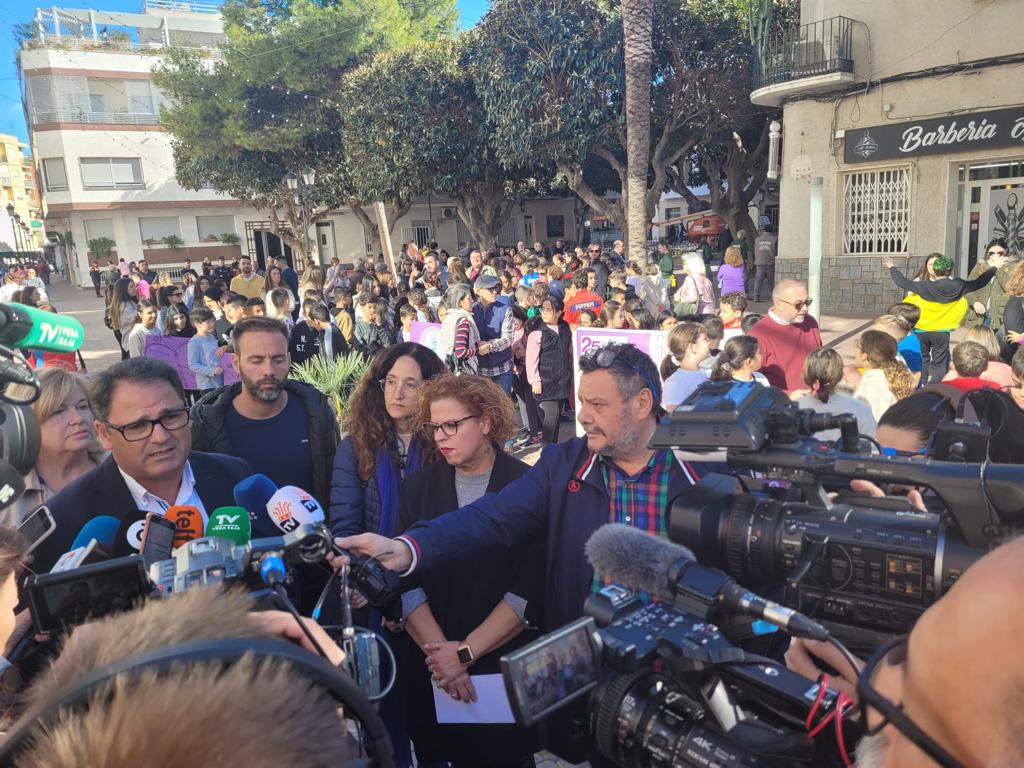 Dolores condena de manera rotunda el caso de agresión sexual a una menor del municipio Dolores condena de manera rotunda el caso de agresión sexual a una menor del municipio