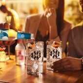 Según Royal Bliss, al 82% de los jóvenes andaluces le gustaría tener más vida social con amigos y familiares 