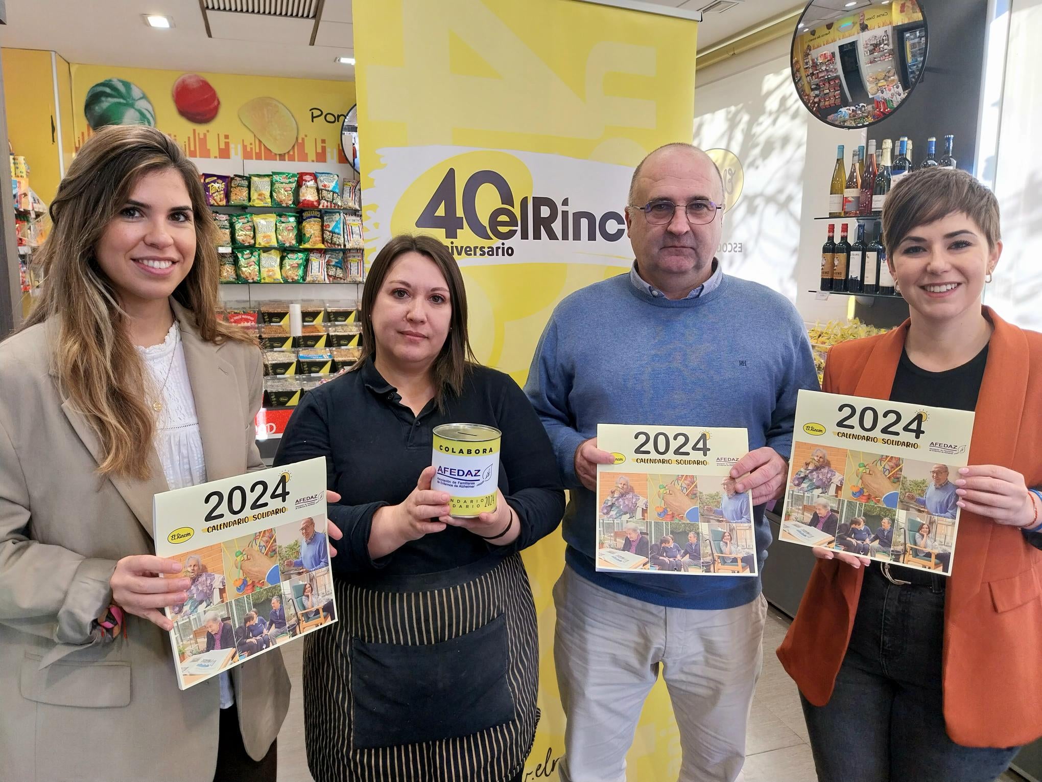 El Rincón lanza su calendario solidario 2024 con la Asociación de Familiares de Enfermos de Alzhéimer El Rincón lanza su calendario solidario 2024 con la Asociación de Familiares de Enfermos de Alzhéimer