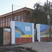 Fachada del CEIP Los Abrigos