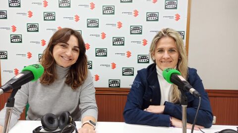 Noelia Palencia y Conchi Fern&aacute;ndez de la asociaci&oacute;n Alma de ayuda a v&iacute;ctimas de violencia de g&eacute;nero