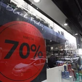 Anuncio de descuentos en una tienda Anuncio de descuentos en una tienda
