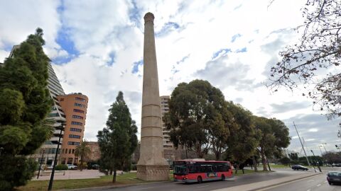 Chimenea de la antigua Unión Alcoholera