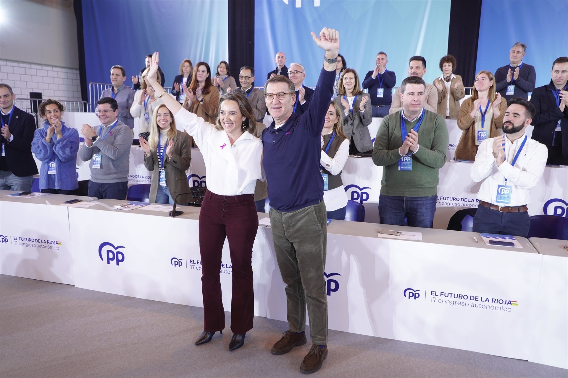 Feijóo retira a Gamarra la portavocía del Congreso, pero la mantiene como secretaria general "a tiempo completo" Feijóo retira a Gamarra la portavocía del Congreso, pero la mantiene como secretaria general "a tiempo completo"