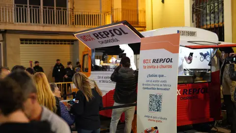 Imagen de la churrería montada por Repsol en el centro de Cheste Imagen de la churrería montada por Repsol en el centro de Cheste
