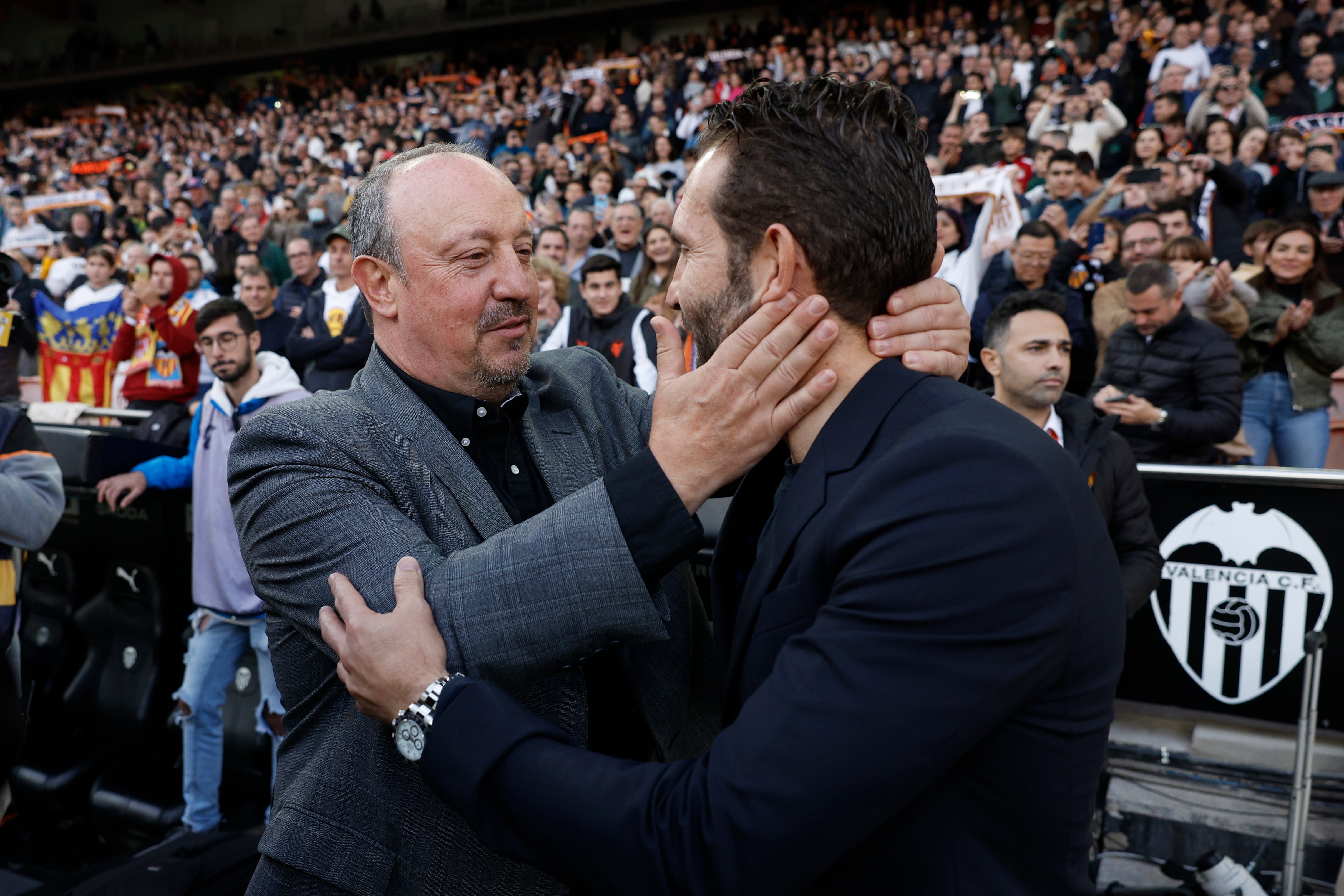 Rafa Benítez volvió a ser ovacionado en Mestalla Rafa Benítez volvió a ser ovacionado en Mestalla