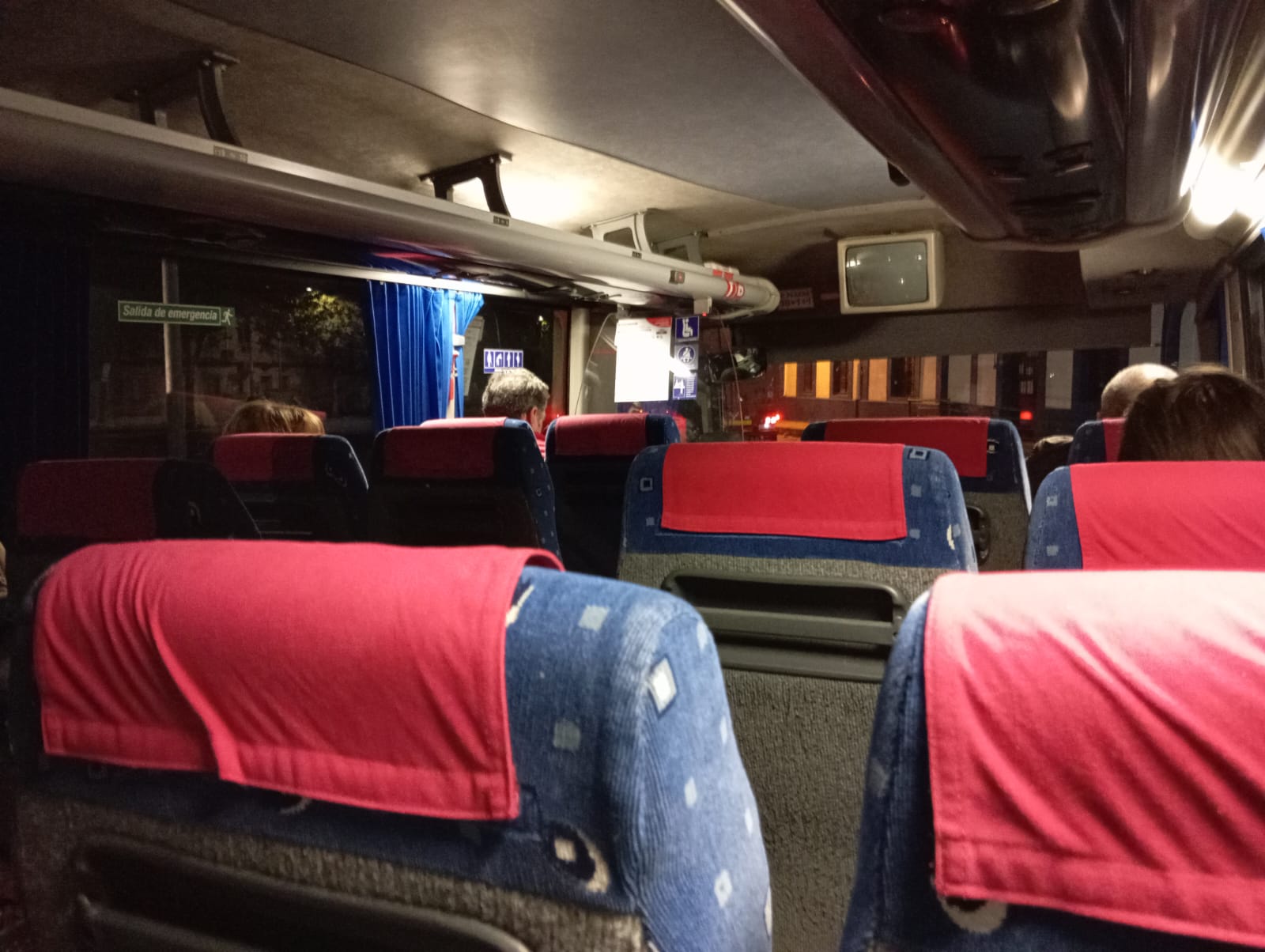 RENFE suprime el tren Ciudad Real-Valencia de este lunes y los usuarios tienen que hacer el viaje en autobús RENFE suprime el tren Ciudad Real-Valencia de este lunes y los usuarios tienen que hacer el viaje en autobús