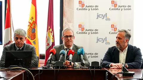 Eduardo Diego, Mariano Venganzones, y Carlos Pollán. Eduardo Diego, Mariano Venganzones, y Carlos Pollán.