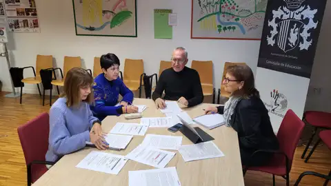 Concurso de Cuentos de Navidad de la Concejalía de Educación Concurso de Cuentos de Navidad de la Concejalía de Educación