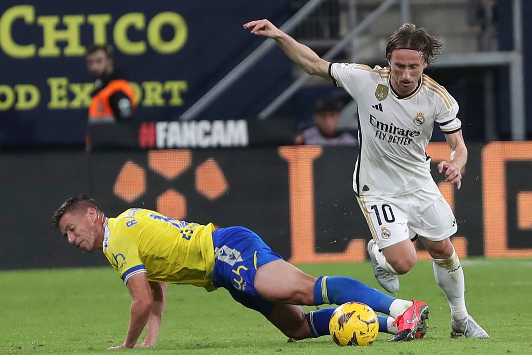Modric, duda para medirse al Nápoles Modric, duda para medirse al Nápoles