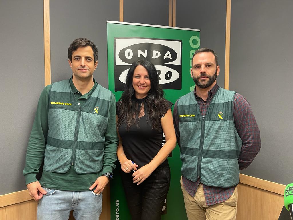 La Guardia Civil de Alicante pide extremar las precauciones para no facilitar información a los delincuentes de cara a las vacaciones La Guardia Civil de Alicante pide extremar las precauciones para no facilitar información a los delincuentes de cara a las vacaciones