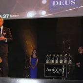 Eurocaja Rural recoge el premio 'Antena de Oro Extraordinaria' Eurocaja Rural recoge el premio 'Antena de Oro Extraordinaria'