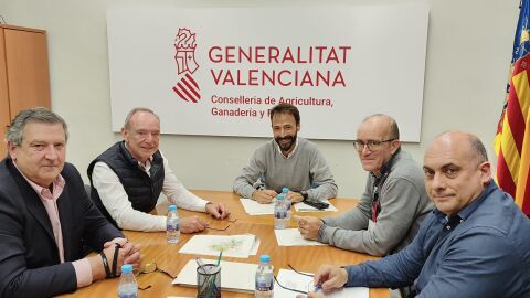 El secretario autonómico de Agricultura, Javier Bartolomé, se reúne con la Comunidad de Regantes de Sagunto