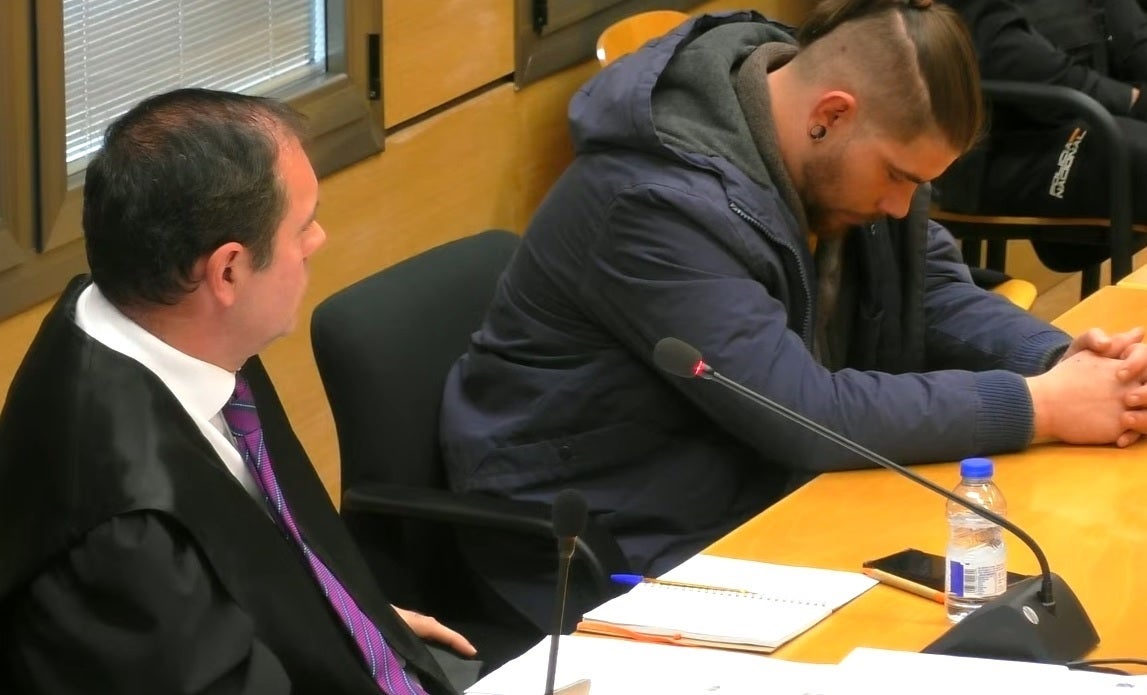 El joven acusado de matar a su abuela en Malagón dio tres versiones de los hechos hasta confesar El joven acusado de matar a su abuela en Malagón dio tres versiones de los hechos hasta confesar