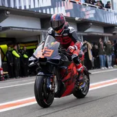 El piloto Marc Márquez, ya expiloto de Honda, en el circuito "Ricardo Tormo" de Cheste. El piloto Marc Márquez, ya expiloto de Honda, en el circuito "Ricardo Tormo" de Cheste.