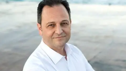 El presidente del Consell de Formentera Llorenç Córdoba amenaza con romper con el Partido Popular El presidente del Consell de Formentera Llorenç Córdoba amenaza con romper con el Partido Popular