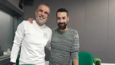 Oriol Díez, de La Revoltosa, protagoniza el Qué se cuece en el mundo cultural de Más de Uno Gijón Oriol Díez, de La Revoltosa, protagoniza el Qué se cuece en el mundo cultural de Más de Uno Gijón