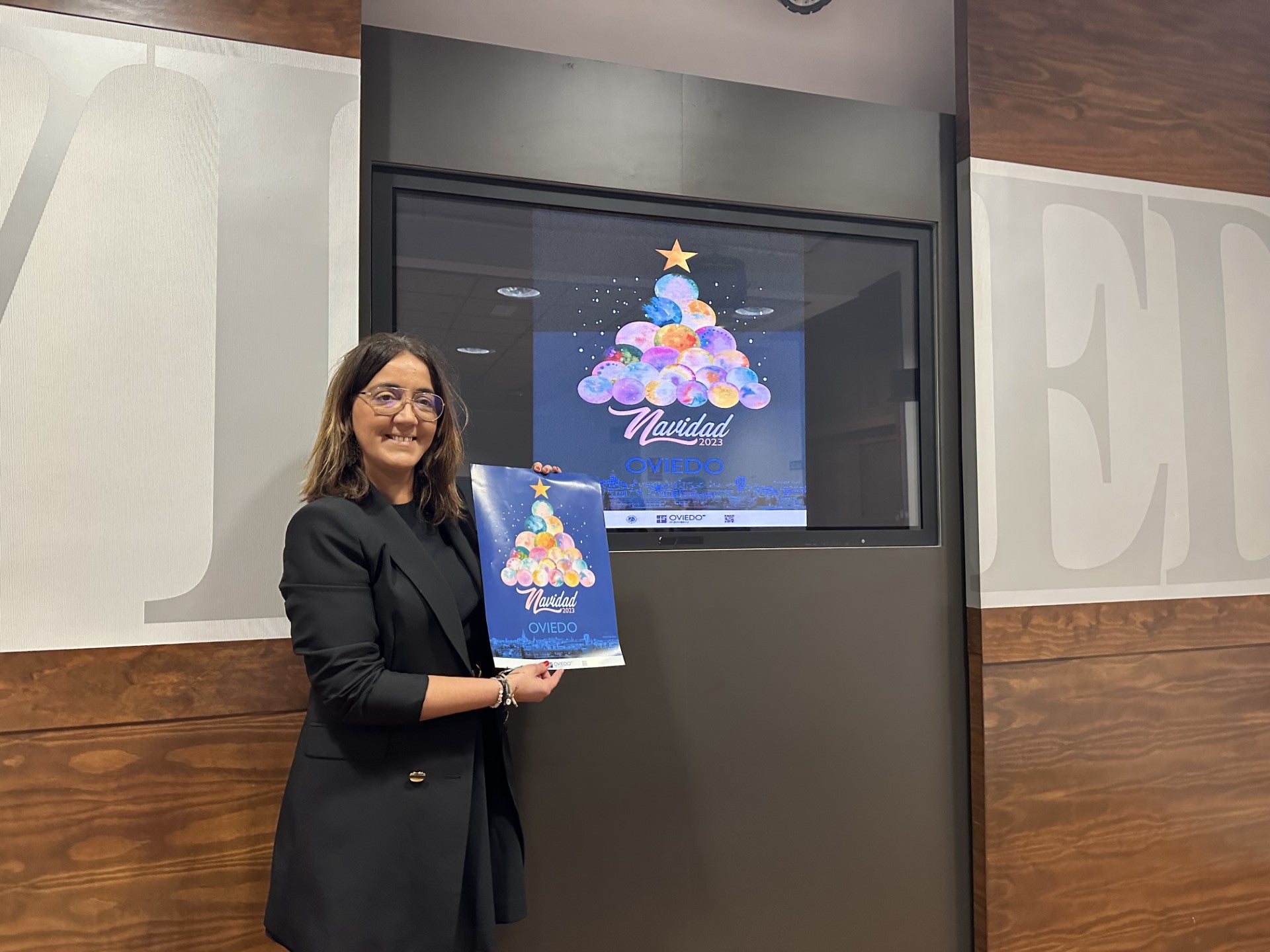 Más de 100 actividades y 20 cañones de nieve harán de Oviedo la "capital de la Navidad" Más de 100 actividades y 20 cañones de nieve harán de Oviedo la "capital de la Navidad"