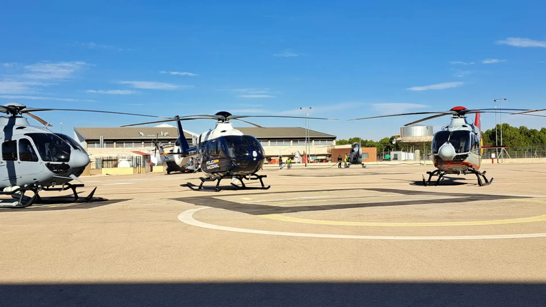Entrega de cuatro helicópteros H135 simultáneos en España