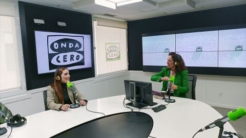 Raquel D&iacute;az i Ariadna Belver durant la tert&uacute;lia del Lideratges