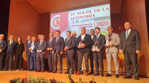 Cámara Orihuela celebra la cuarta Noche de la Economía y entrega los premios al comercio y la industria oriolana Gala Economia