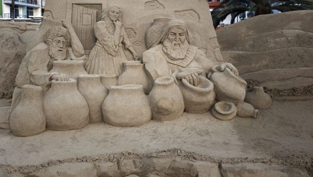 El belén de arena de Las Canteras en su edición de 2021