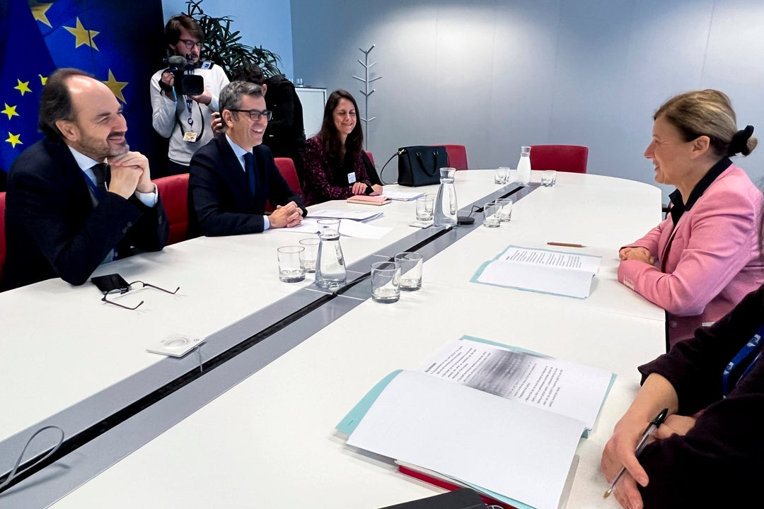 Bruselas desmiente a Bolaños y niega haber expresado "cero preocupación" por la amnistía Bruselas desmiente a Bolaños y niega haber expresado "cero preocupación" por la amnistía