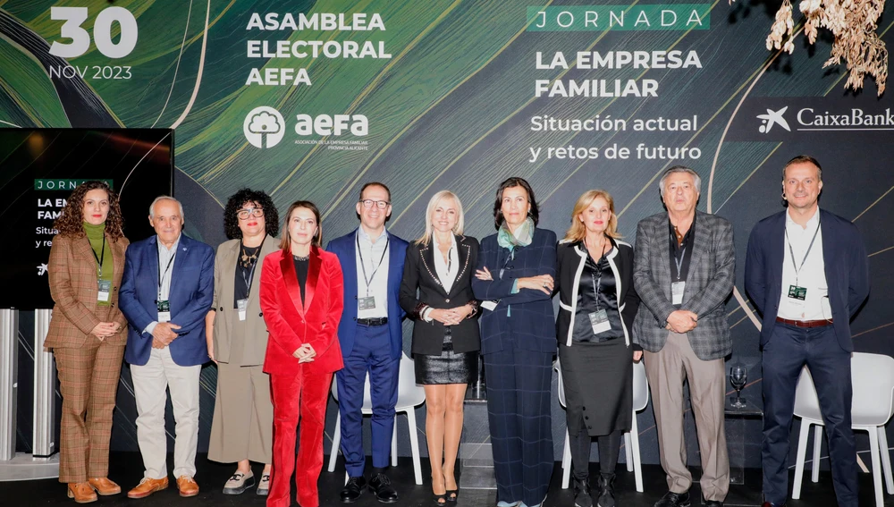 Junta Directiva de AEFA. Junta Directiva de AEFA.