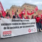 Más de 300 trabajadores se movilizan ante el "bloqueo" en el convenio colectivo 