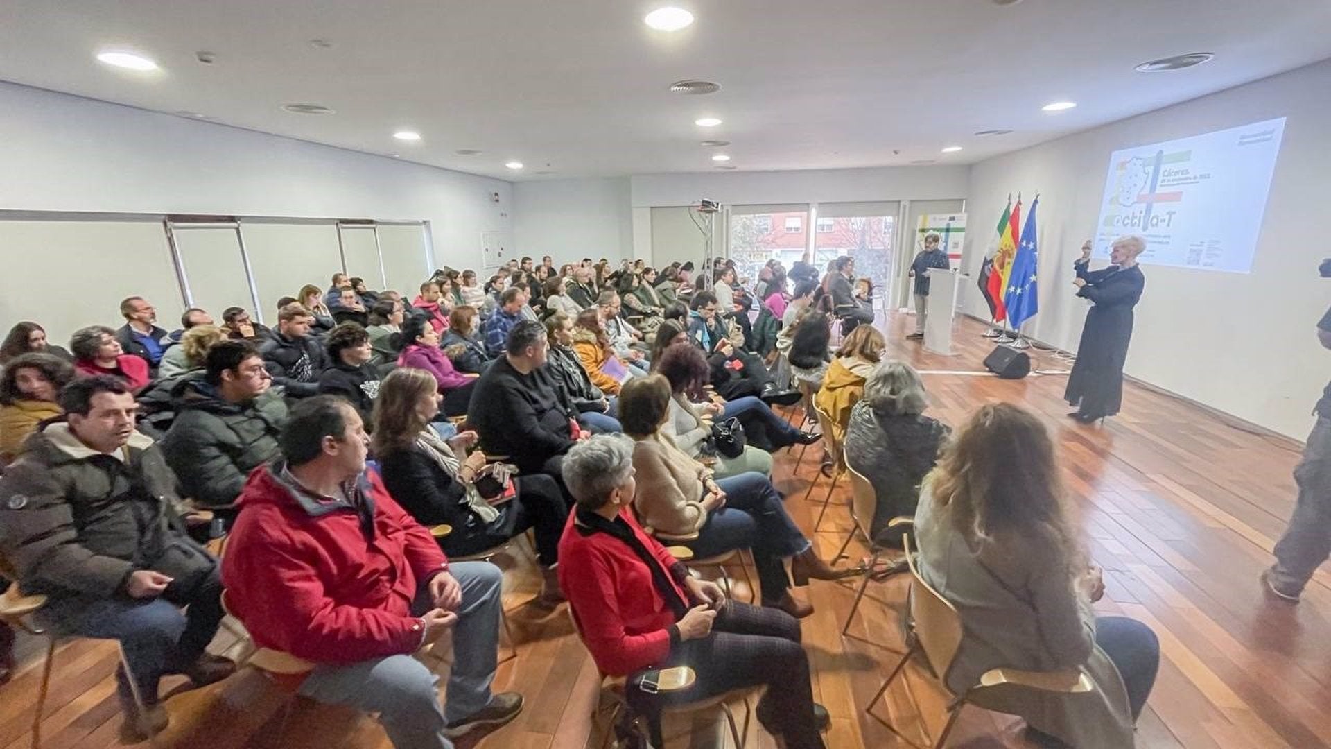 El Programa Activa-T de inserción laboral y discapacidad ha contado con la participación de más de 1.200 personas El Programa Activa-T de inserción laboral y discapacidad ha contado con la participación de más de 1.200 personas