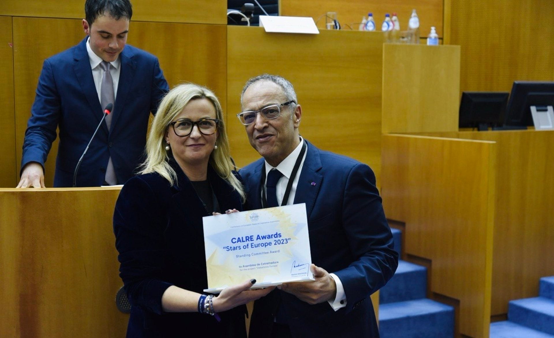 La Asamblea de Extremadura premiada a nivel europeo por la iniciativa "Debatimos Europa" La Asamblea de Extremadura premiada a nivel europeo por la iniciativa "Debatimos Europa"