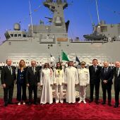Foto de familia en la entrega a la Real Marina de Arabia Saudí 