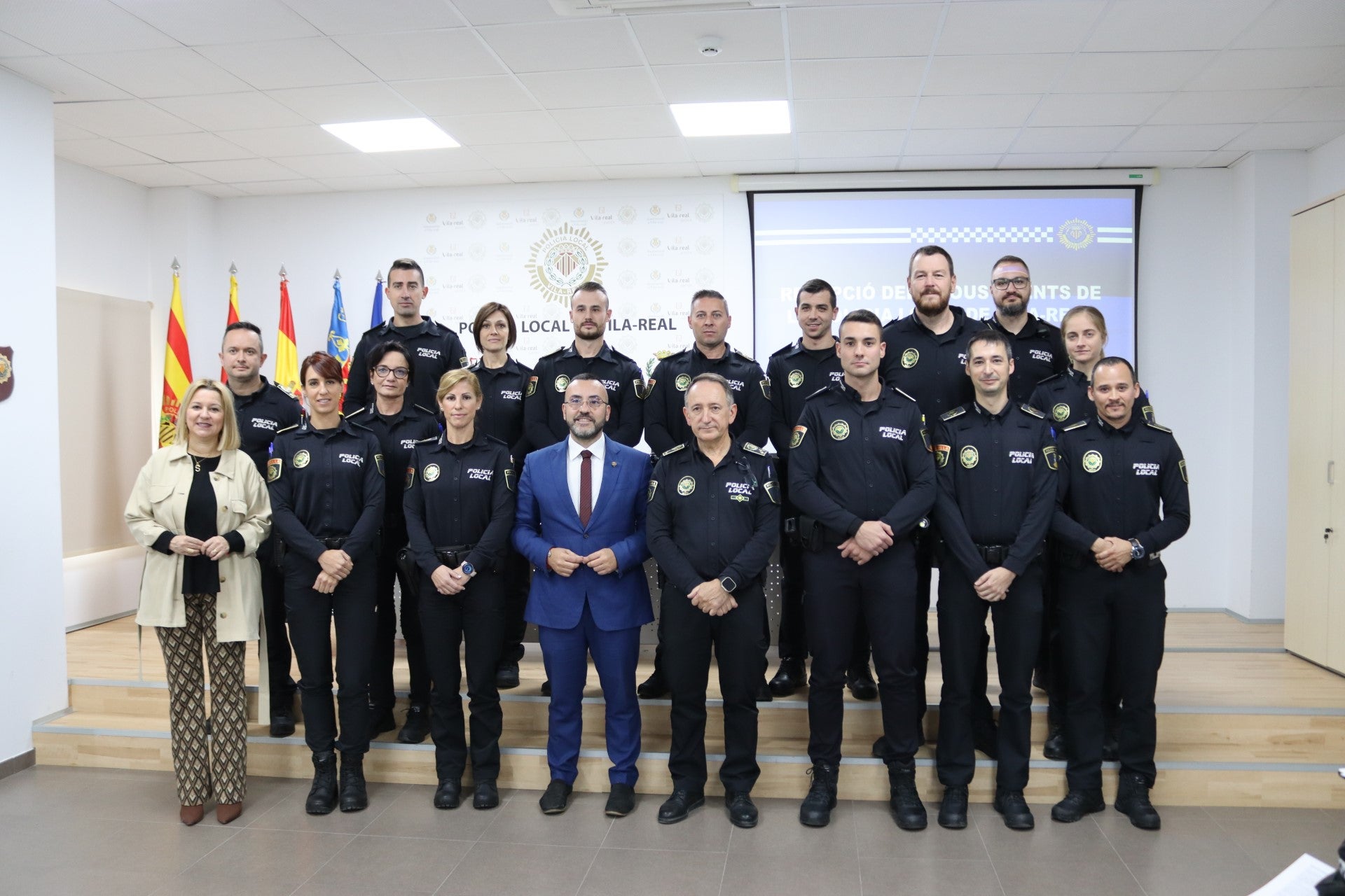 El Ayuntamiento de Vila-real incorpora a 14 nuevos agentes en la plantilla de la Policía Local El Ayuntamiento de Vila-real incorpora a 14 nuevos agentes en la plantilla de la Policía Local