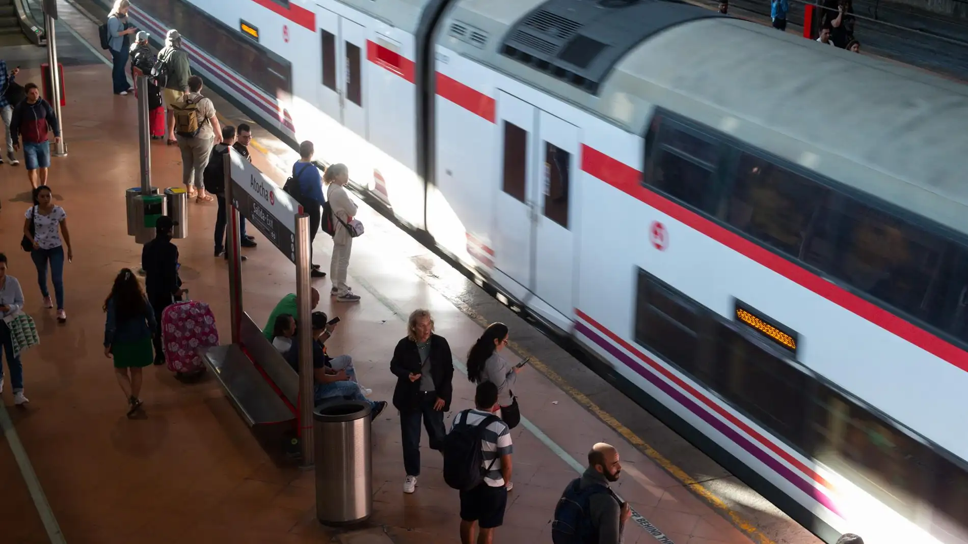 El descarrilamiento en el túnel de Recoletos afecta a trenes con origen y destino en Extremadura
